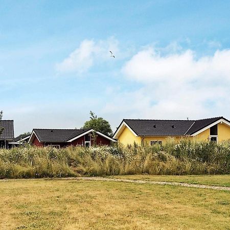 8 Person Holiday Home In Gro Enbrode Großenbrode Extérieur photo